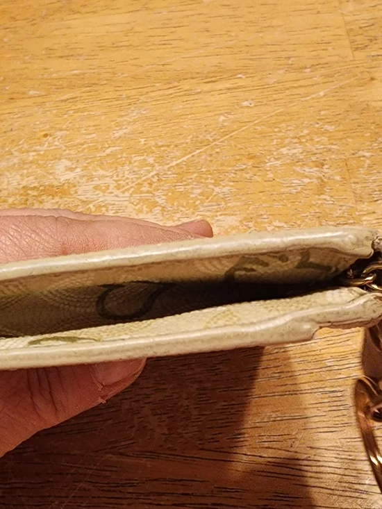 Coach Beige Heart Print Keychain Wallet signature monogram pattern & hearts. - Picture 5 of 11